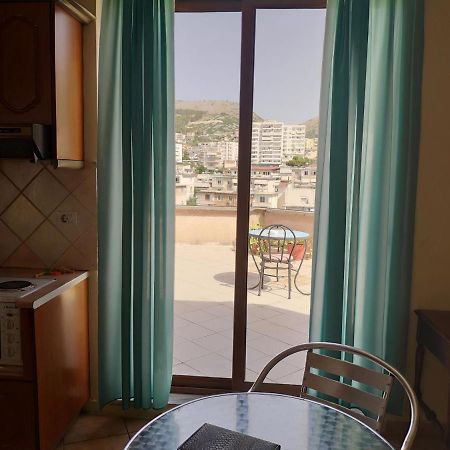 סרנדה Private Studio Sea View 2 Minutes Away From Beach מראה חיצוני תמונה